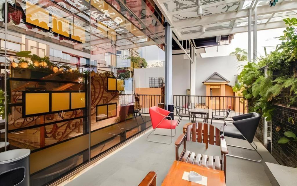 Mine Home Hotel By Sovia Bandung Buitenkant foto