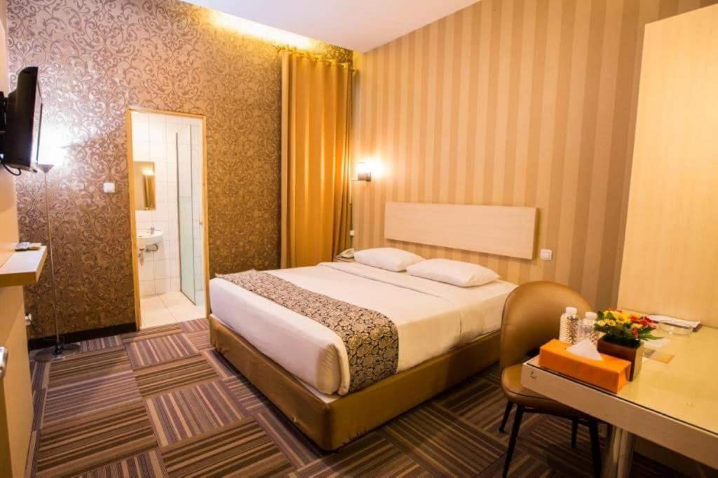 Mine Home Hotel By Sovia Bandung Buitenkant foto