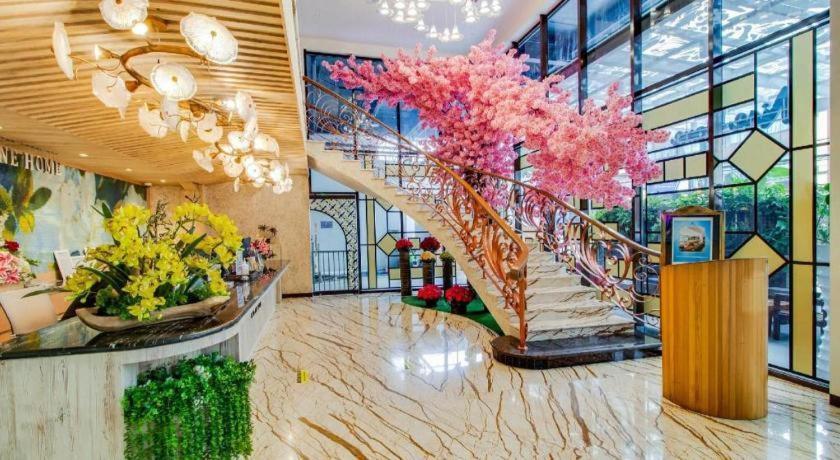 Mine Home Hotel By Sovia Bandung Buitenkant foto