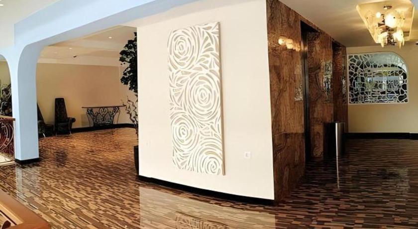 Mine Home Hotel By Sovia Bandung Buitenkant foto