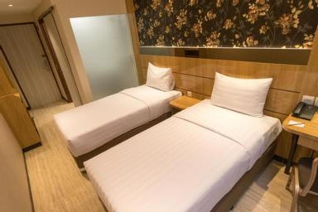 Mine Home Hotel By Sovia Bandung Buitenkant foto